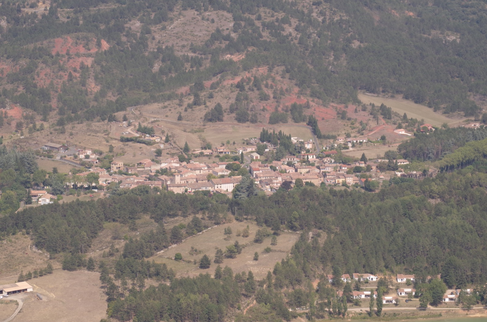 Le village d'Arques dans l'Aude, en Occitanie